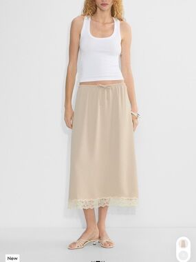 Aritzia Iris lace skirt